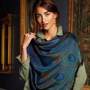 NWT Metropolitan Museum of Art Louis C. Tiffany "Peacock Feather" Scarf/Shawl